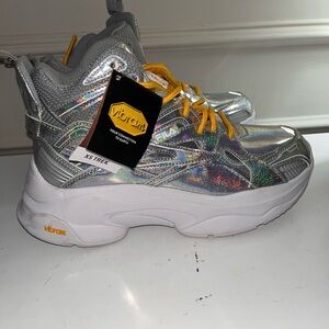 Fila Hallasan Mid Premium 5RM02275-781 Womens Silver Lifestyle Sneakers Shoes